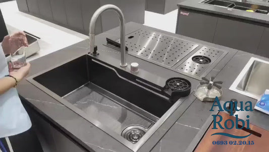 Évier Moderne avec Cascade – Modèle COMO